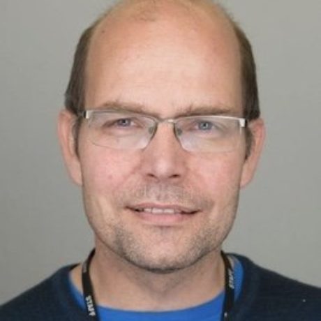 “Antibodies will make a significant contribution to design effective control strategies for COVID-19” – Interview with Prof. Richard Pleass (LSTM)